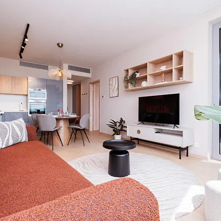 Skypark Serenity - Nordic Chic & Castle Views Apartament Bratysława